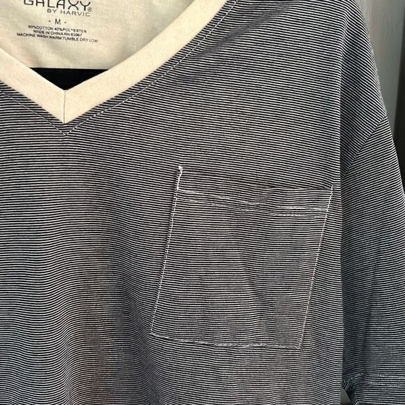 NWOT galaxy by Harvick black and tan striped V-neck T-shirt size M men's - Picture 3 of 4